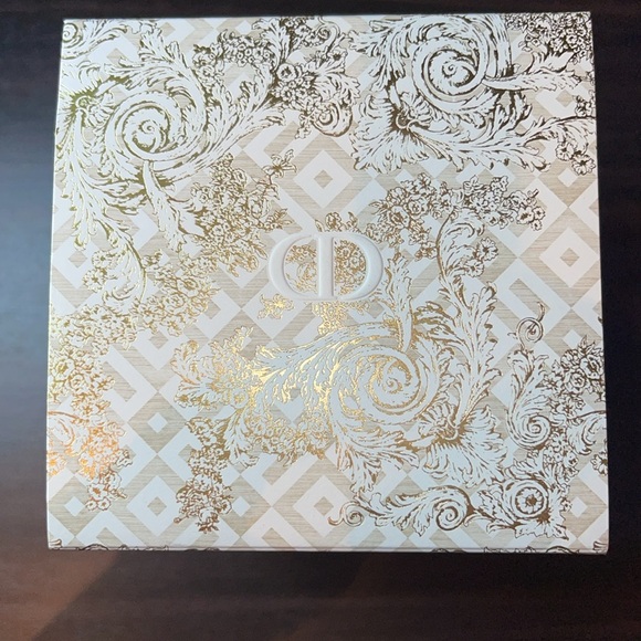 Christian Dior Box w/Sleeve - Picture 4 of 5